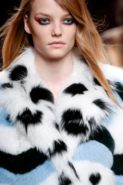 Look 129